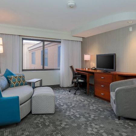 Courtyard By Marriott Las Vegas Stadium Area Ngoại thất bức ảnh