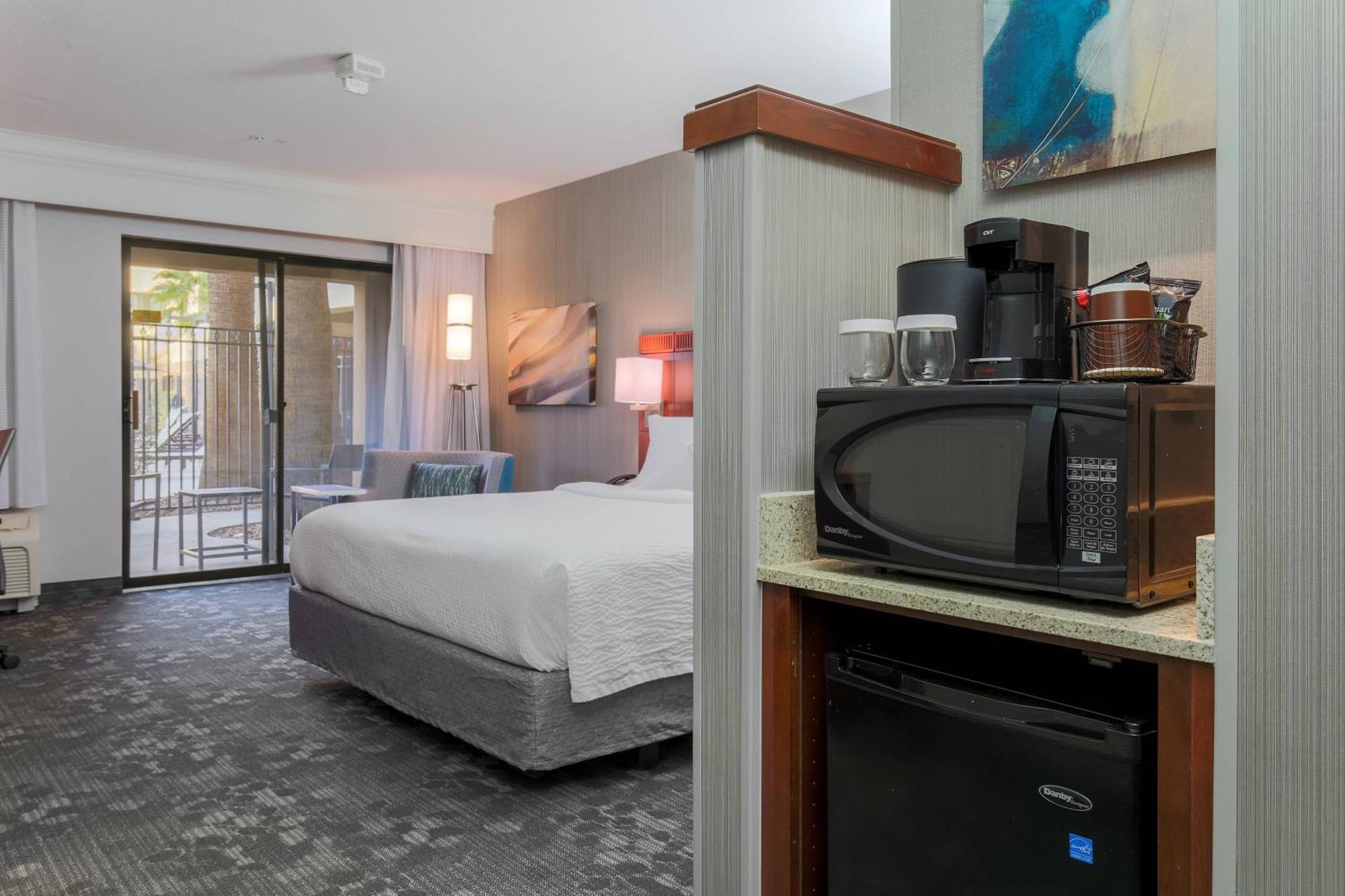 Courtyard By Marriott Las Vegas Stadium Area Ngoại thất bức ảnh