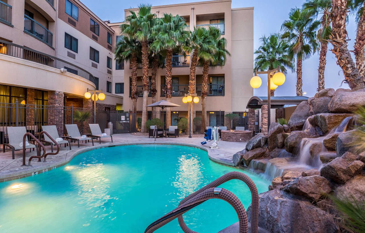 Courtyard By Marriott Las Vegas Stadium Area Ngoại thất bức ảnh